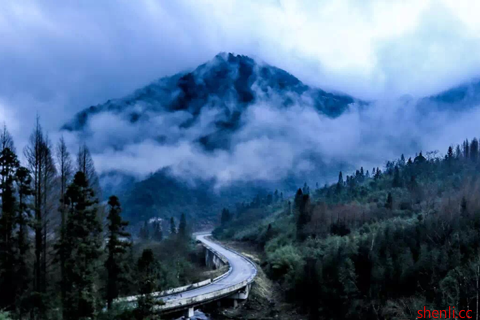 崇州鸡冠山拓展基地